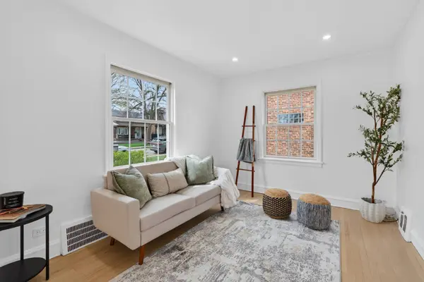5205 N Osceola AVE, Chicago, IL 60656