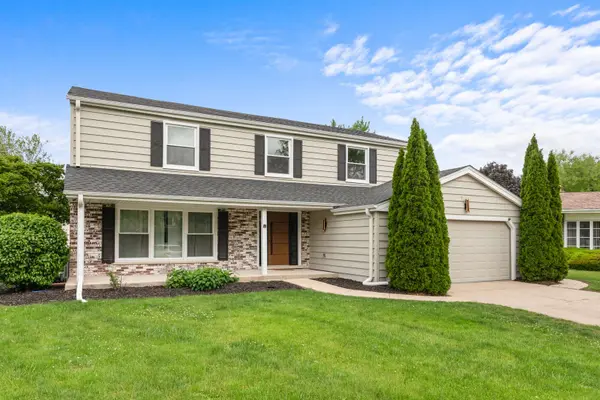 1134 Jamestown CT, Schaumburg, IL 60193
