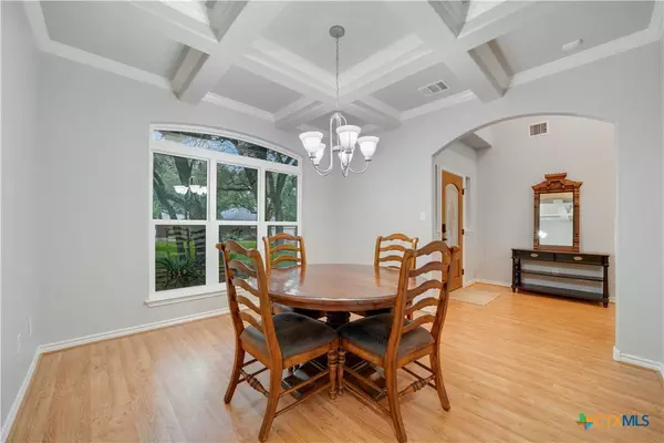 103 Sierra Ridge DR, San Marcos, TX 78666