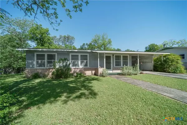 516 Franklin DR, San Marcos, TX 78666