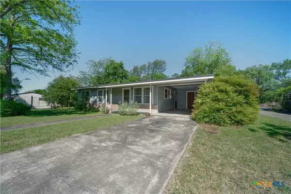 516 Franklin DR, San Marcos, TX 78666