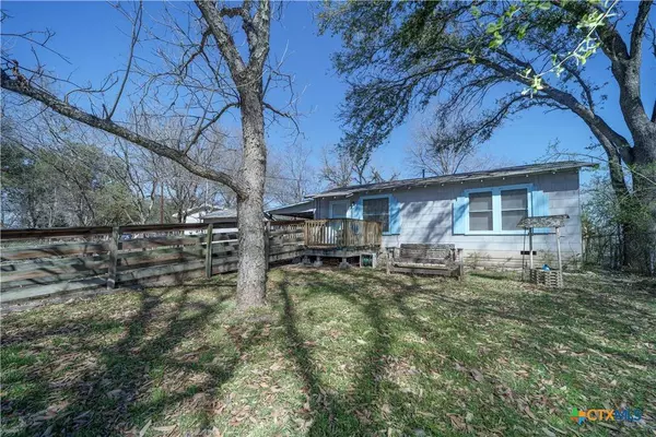 2021 Chinaberry LN, New Braunfels, TX 78130