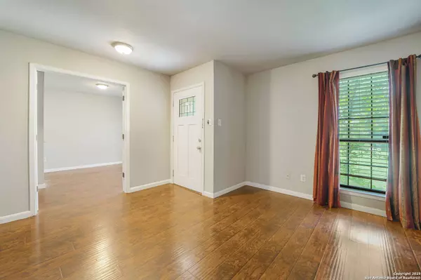 749 Summerwood, New Braunfels, TX 78130