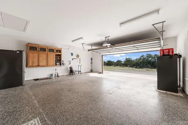 1643 Rebecca Creek, Canyon Lake, TX 78133