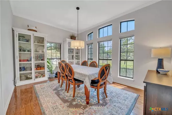 1000 Mountain View DR, San Marcos, TX 78666