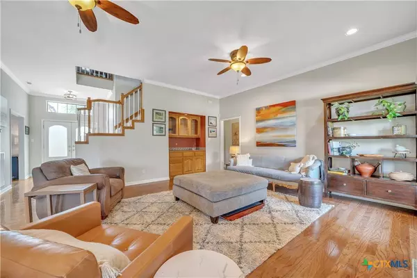 1000 Mountain View DR, San Marcos, TX 78666