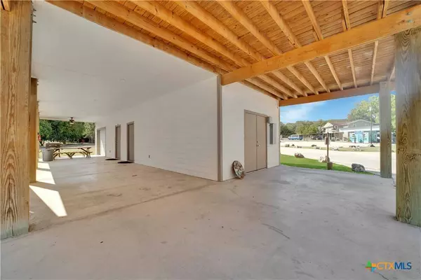 114 River Villas CT #10, New Braunfels, TX 78132