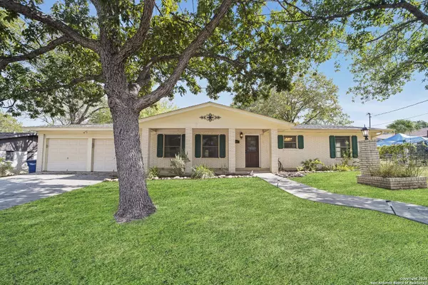 983 Hollyhock, New Braunfels, TX 78130