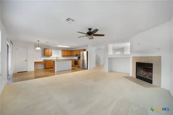 180 Beech DR, Kyle, TX 78640