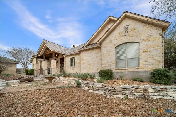 1174 Sapling SPG, New Braunfels, TX 78132