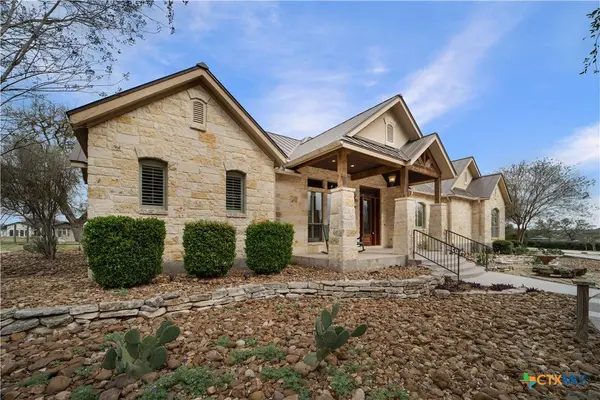 1174 Sapling SPG, New Braunfels, TX 78132
