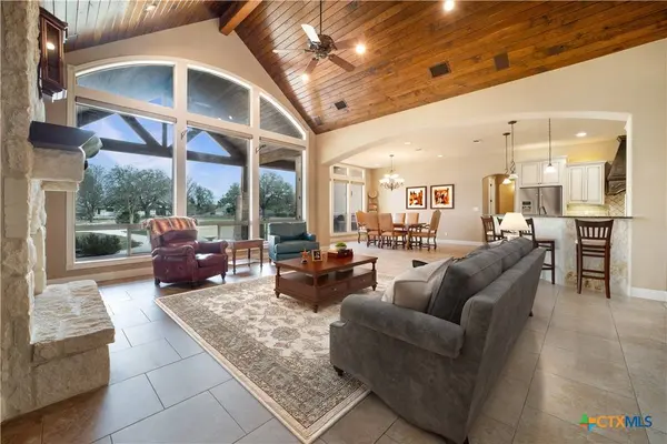 1174 Sapling SPG, New Braunfels, TX 78132