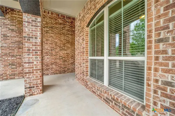 325 Oak Creek WAY, New Braunfels, TX 78130