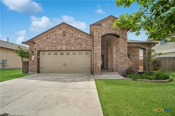 325 Oak Creek WAY, New Braunfels, TX 78130