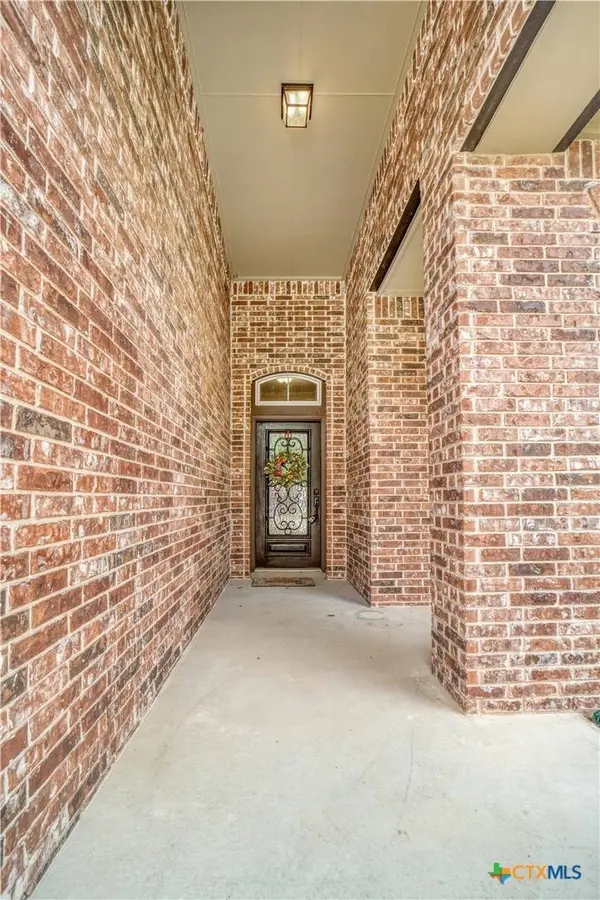 325 Oak Creek WAY, New Braunfels, TX 78130