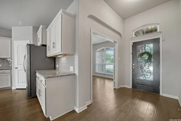 325 Oak Creek Way, New Braunfels, TX 78130