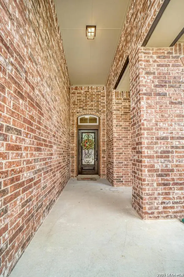 325 Oak Creek Way, New Braunfels, TX 78130