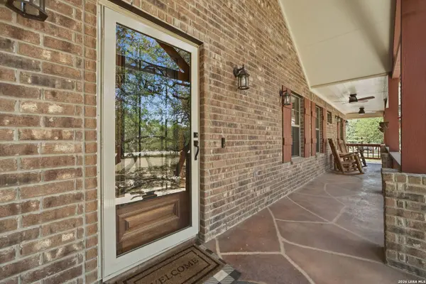 1777 CROSSBOW DR, Canyon Lake, TX 78133