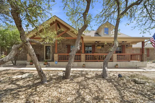 1777 CROSSBOW DR, Canyon Lake, TX 78133