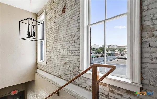 202 N Lbj DR #202, San Marcos, TX 78666