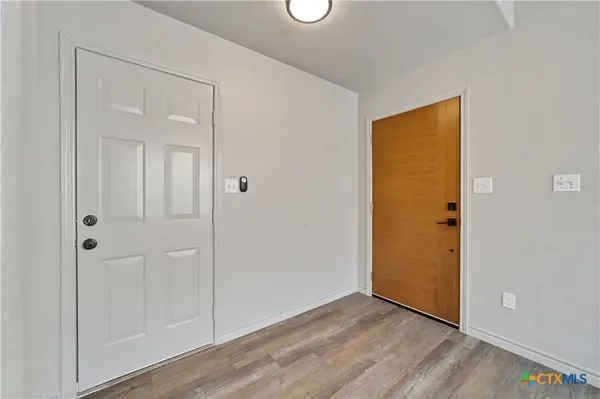 1405 Girard ST, San Marcos, TX 78666