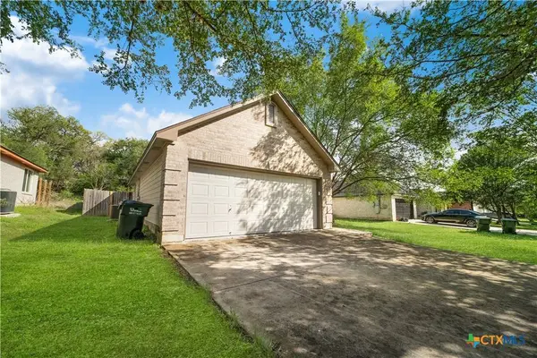 703 Indiana ST, San Marcos, TX 78666