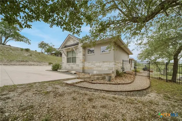 618 Angelica VIS, Canyon Lake, TX 78133