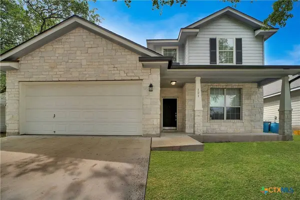 121 Park LN, San Marcos, TX 78666