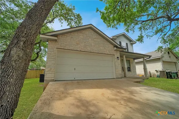 121 Park LN, San Marcos, TX 78666