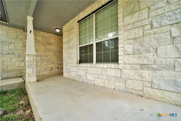 121 Park LN, San Marcos, TX 78666