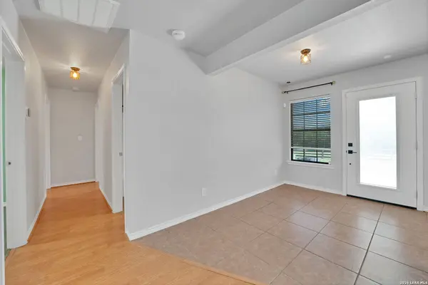 157 DANDELION TRL, San Marcos, TX 78666