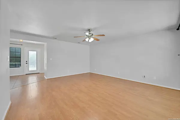 157 DANDELION TRL, San Marcos, TX 78666
