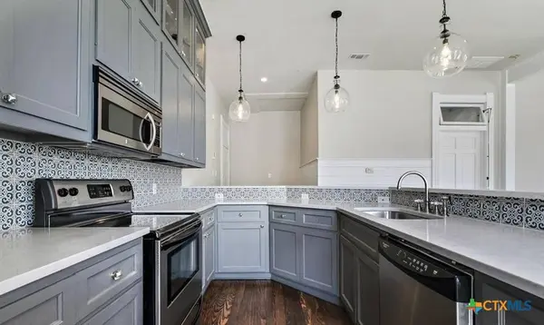 202 N LBJ DR #204, San Marcos, TX 78666