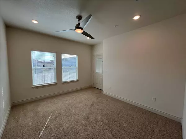 2105 Tiger TRL #503, Round Rock, TX 78665