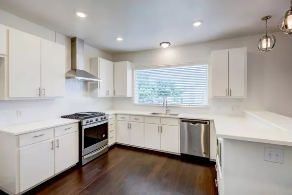 2105 Tiger TRL #302, Round Rock, TX 78665