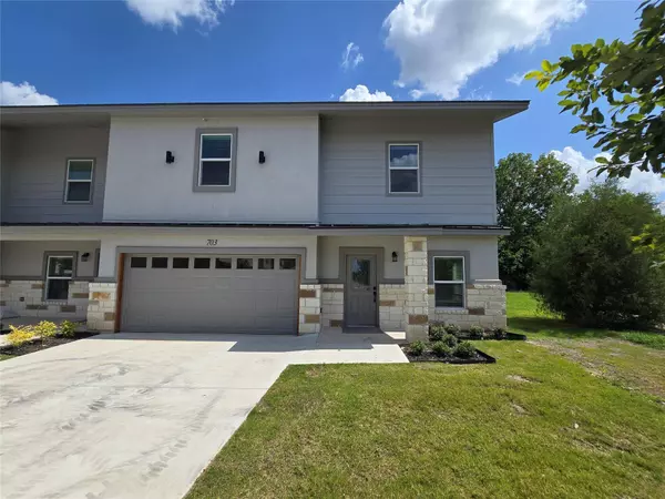 2105 Tiger TRL #703, Round Rock, TX 78664