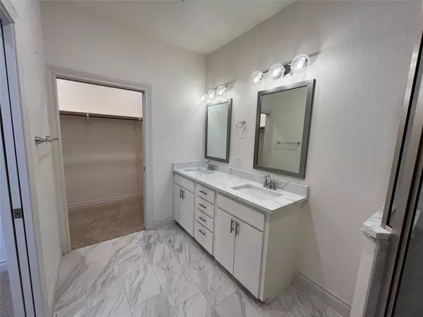 2105 Tiger TRL #601, Round Rock, TX 78664