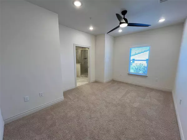 2105 Tiger TRL #601, Round Rock, TX 78664