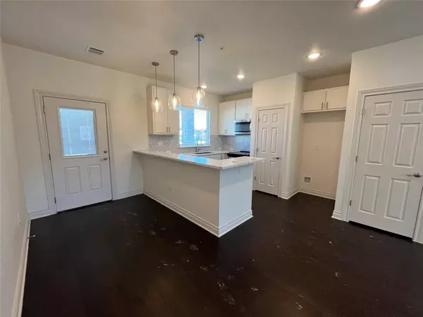 2105 Tiger TRL #601, Round Rock, TX 78664