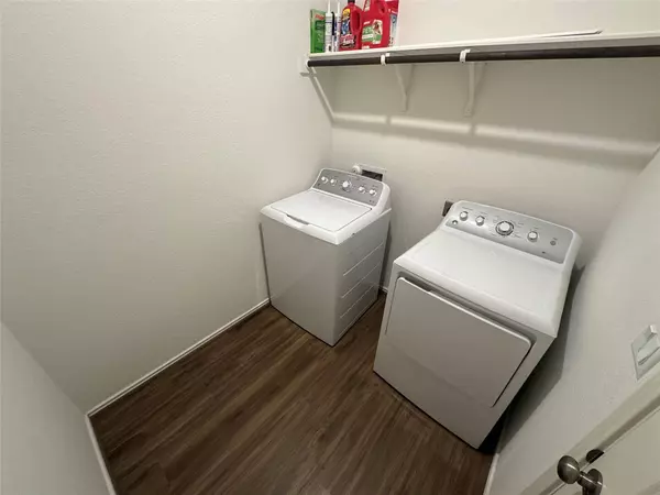 6825 Colorado Bluffs RD, Austin, TX 78744