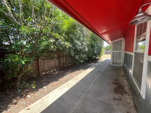 2201 S Church ST #A/1, Georgetown, TX 78626