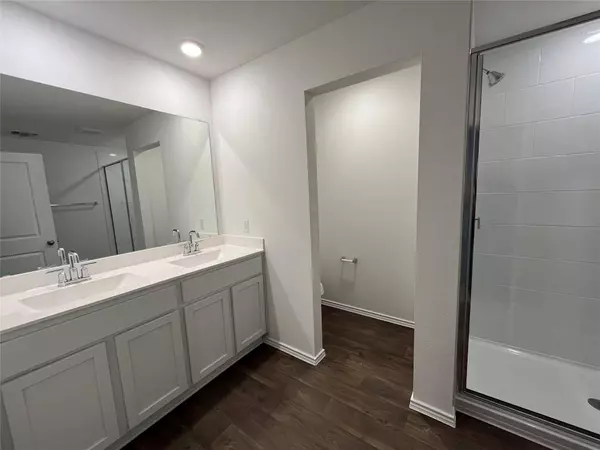 15016-B Welsh Cob RD #B, Manor, TX 78653