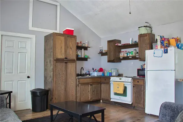 1005 Peach ST, Caldwell, TX 77836