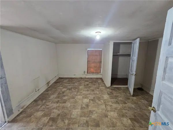 313 Commerce ST, Marlin, TX 76661
