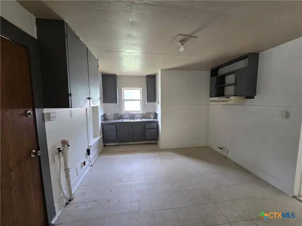 320 Commerce ST, Marlin, TX 76661