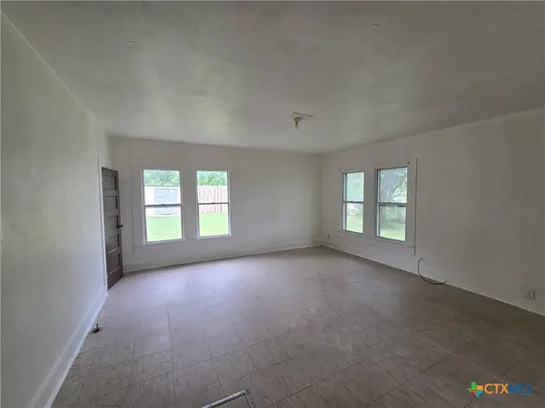 320 Commerce ST, Marlin, TX 76661