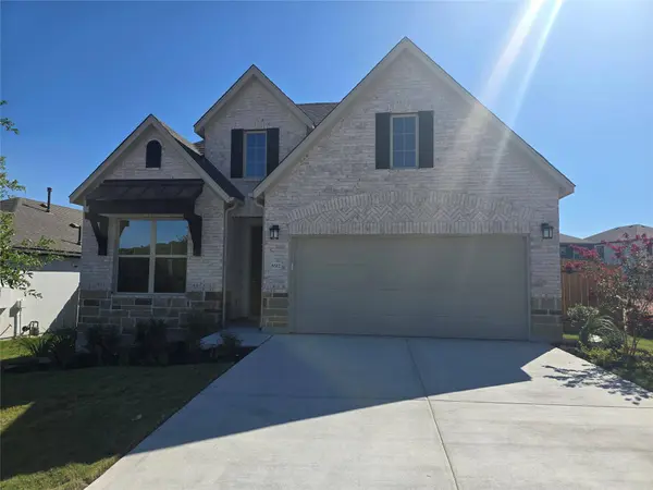 8512 Red Bottle Brush RD