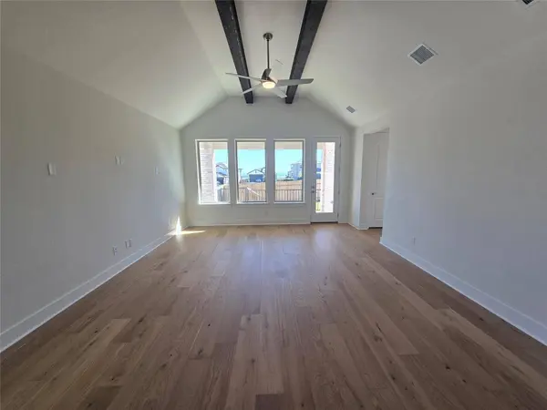8512 Red Bottle Brush RD, Lago Vista, TX 78645