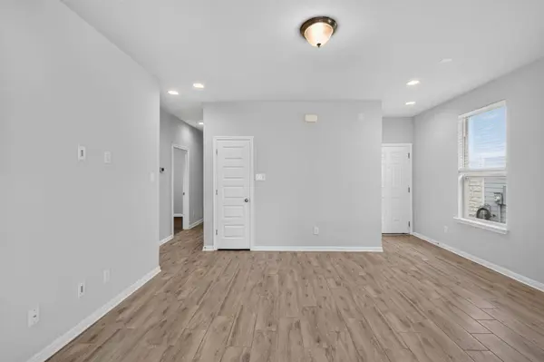 256 EL DORADO RD, Jarrell, TX 76537