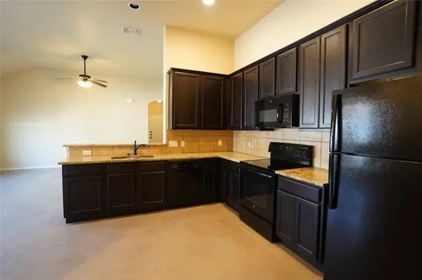 138 Joanne CV, New Braunfels, TX 78130